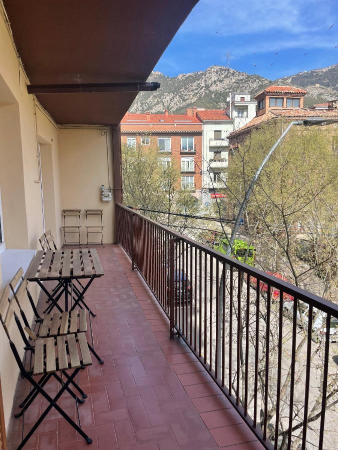 Apartamento Centrico En Berga - AlБерга Екстериор снимка