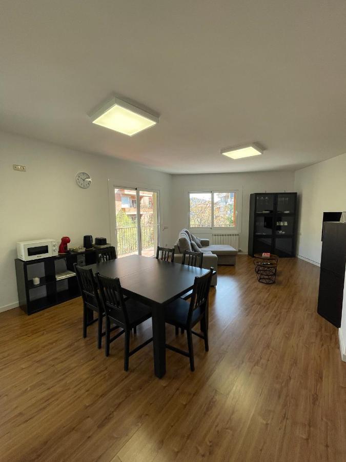 Apartamento Centrico En Berga - AlБерга Екстериор снимка