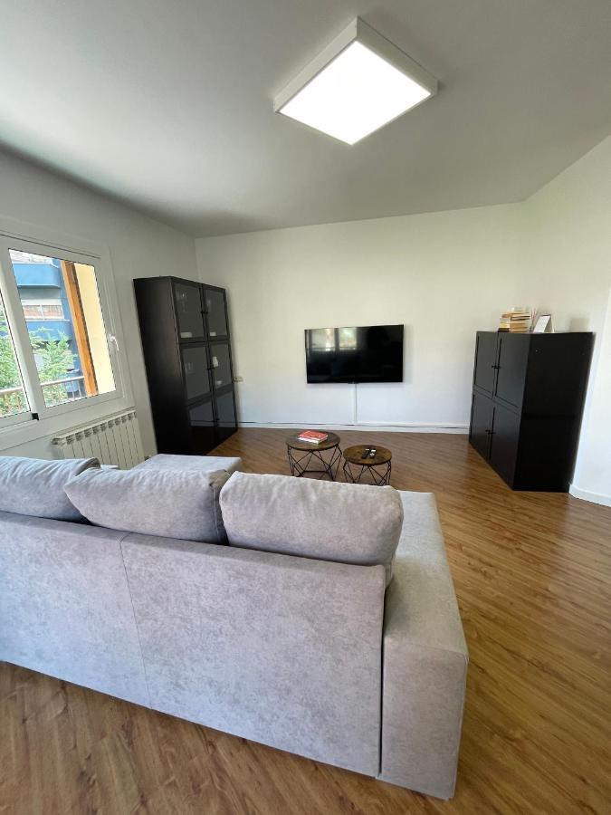 Apartamento Centrico En Berga - AlБерга Екстериор снимка